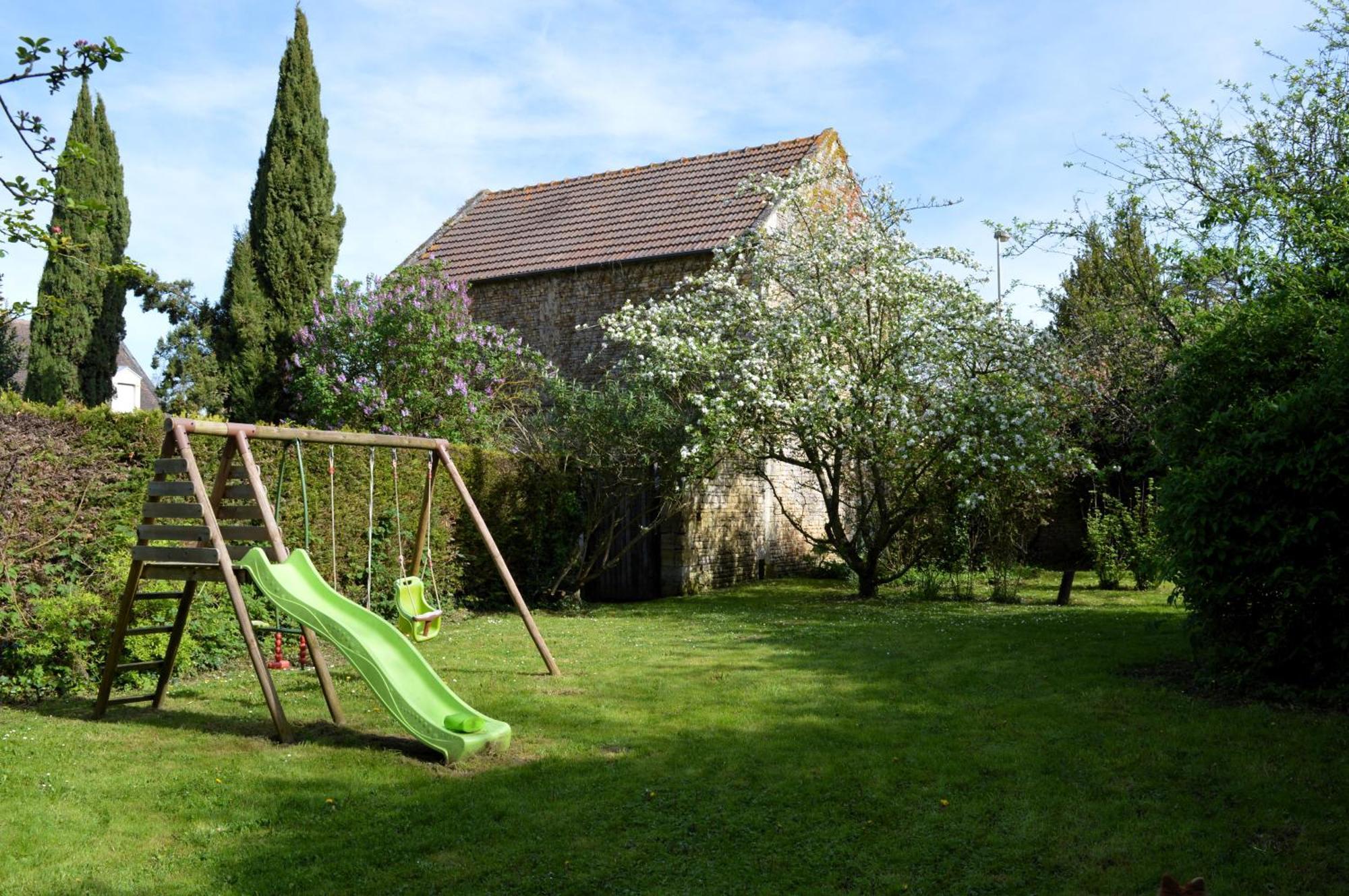 L'Auberge Du Lavoir, Maison En Pierres Avec Jardin Cairon Exteriör bild